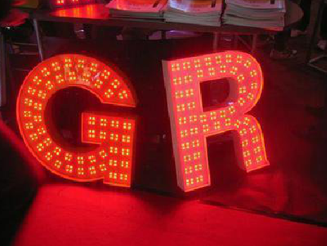 绥阳LED发光字常见的安装误区。